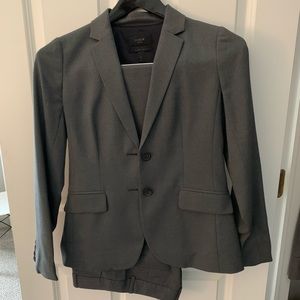 J Crew 1035 Super 120s suit jacket and pants, size 2
